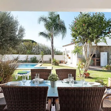 Villa Con Piscina Privada Y Wi-fi